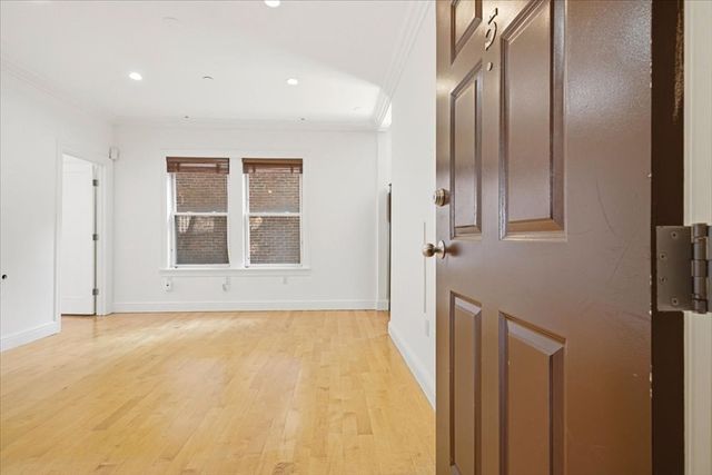 7 Stillman Pl 5, Boston, MA 02113