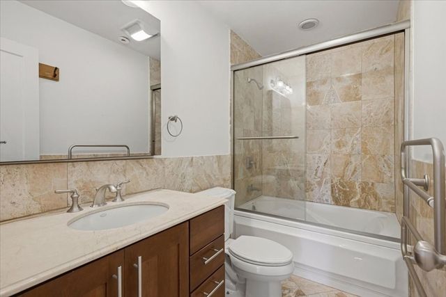 7 Stillman Pl 5, Boston, MA 02113