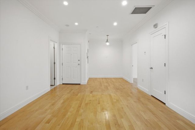 7 Stillman Pl 5, Boston, MA 02113