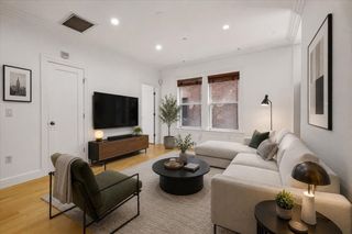 7 Stillman Pl 5, Boston, MA 02113