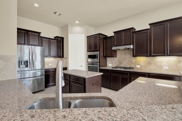 9039 Charncross Lane, Tomball, TX 77375