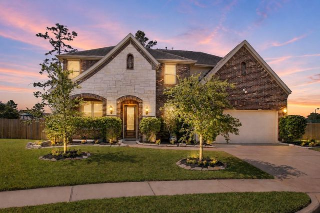 9039 Charncross Lane, Tomball, TX 77375