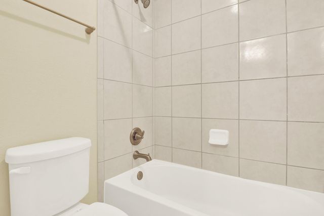9039 Charncross Lane, Tomball, TX 77375