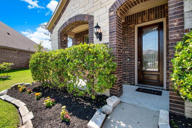 9039 Charncross Lane, Tomball, TX 77375