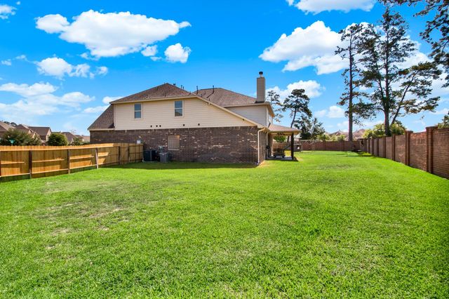 9039 Charncross Lane, Tomball, TX 77375