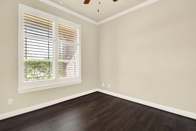 9039 Charncross Lane, Tomball, TX 77375