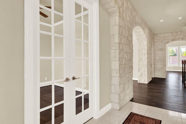 9039 Charncross Lane, Tomball, TX 77375