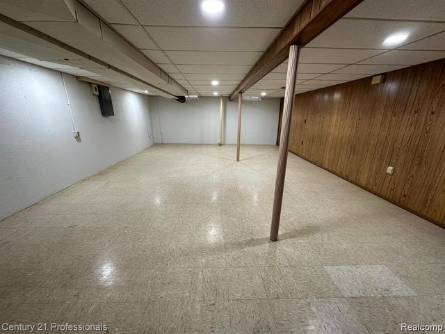 3007 Warrington Drive, Sterling Heights, MI 48310