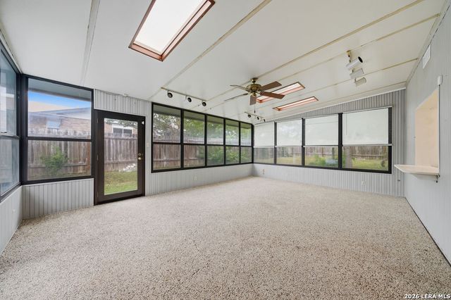 5007 DEL ORO CIR, San Antonio, TX 78233