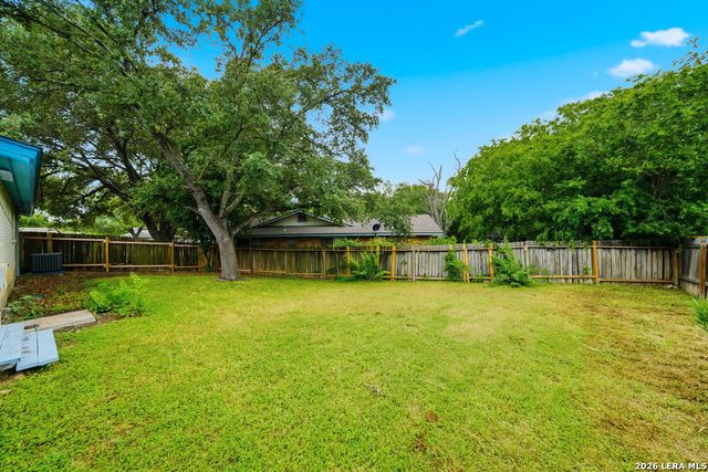 5007 DEL ORO CIR, San Antonio, TX 78233