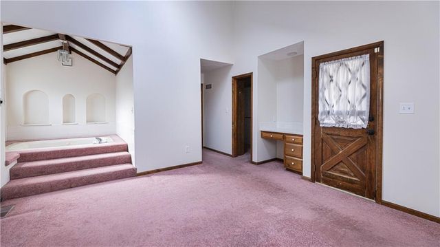 16900 E 49th Terrace S, Independence, MO 64055