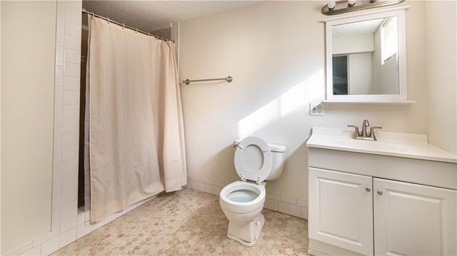 16900 E 49th Terrace S, Independence, MO 64055