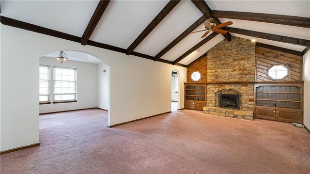 16900 E 49th Terrace S, Independence, MO 64055