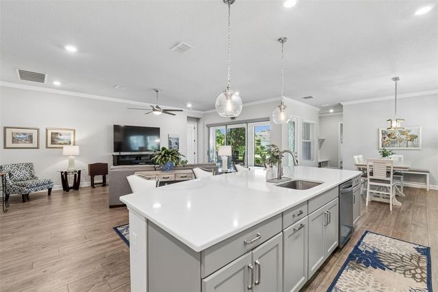 6112 WATERCOLOR DRIVE, Lithia, FL 33547