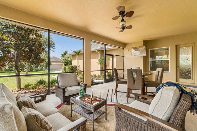 6112 WATERCOLOR DRIVE, Lithia, FL 33547