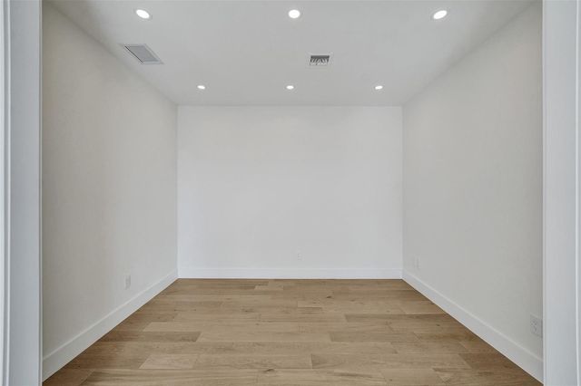 1525 NE 15TH Avenue, Fort Lauderdale, FL 33304