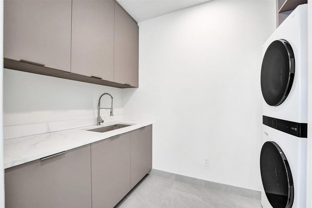 1525 NE 15TH Avenue, Fort Lauderdale, FL 33304