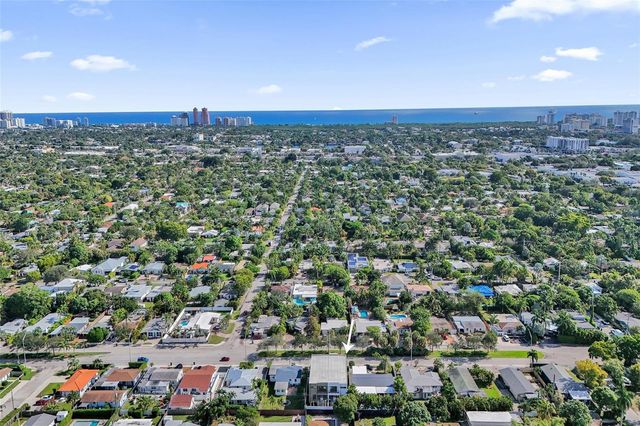 1525 NE 15TH Avenue, Fort Lauderdale, FL 33304