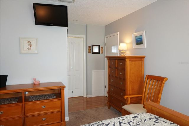 4337 TAHITIAN GARDENS CIRCLE F, Holiday, FL 34691