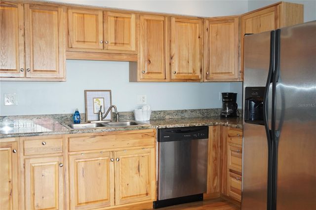 4337 TAHITIAN GARDENS CIRCLE F, Holiday, FL 34691