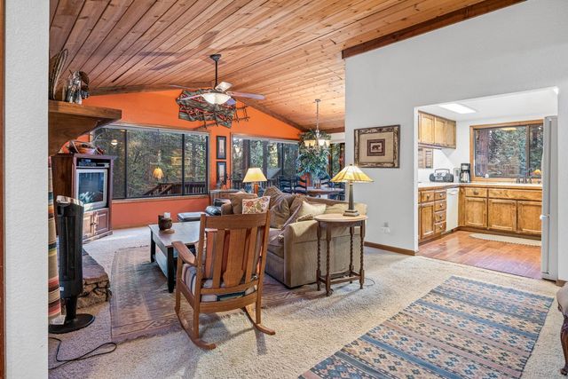 729 Dawyn Dr, Arnold, CA 95223