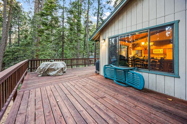 729 Dawyn Dr, Arnold, CA 95223