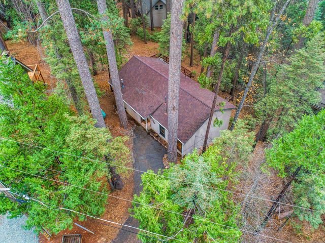 729 Dawyn Dr, Arnold, CA 95223