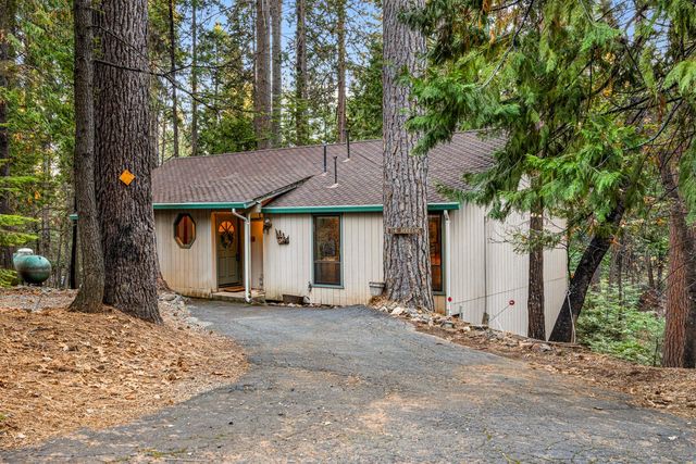 729 Dawyn Dr, Arnold, CA 95223