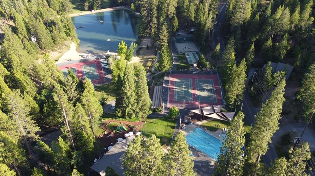 729 Dawyn Dr, Arnold, CA 95223