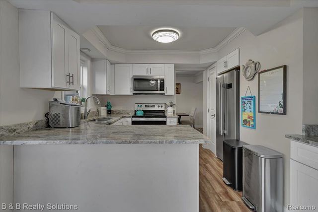 5011 Vincent Trail, Shelby Charter Township, MI 48316