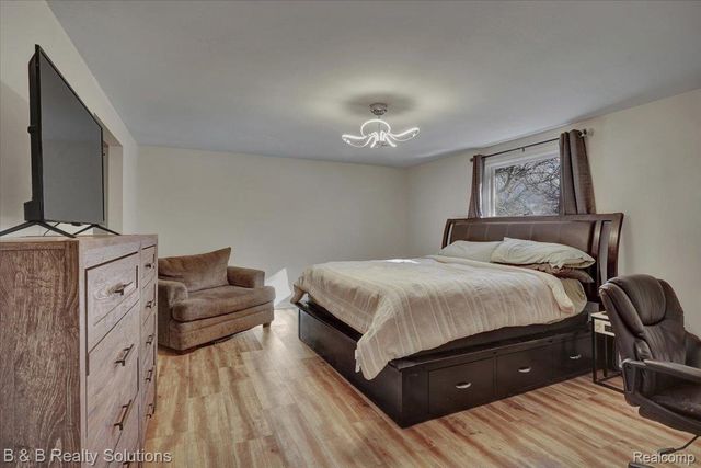 5011 Vincent Trail, Shelby Charter Township, MI 48316