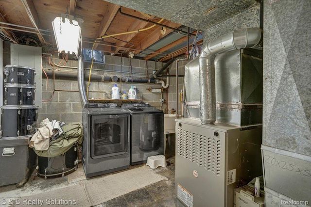 5011 Vincent Trail, Shelby Charter Township, MI 48316