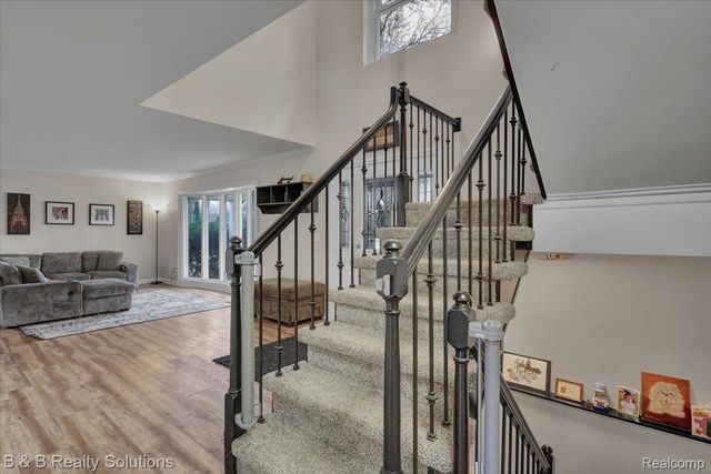 5011 Vincent Trail, Shelby Charter Township, MI 48316