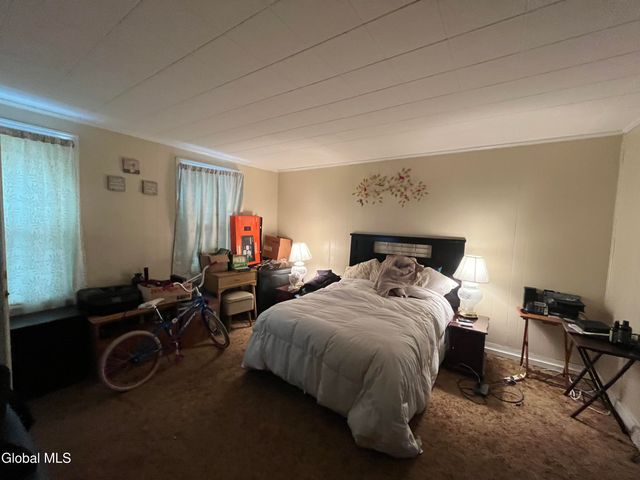 40 Sargent Street, Cohoes, NY 12047