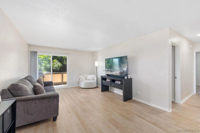 868 E Alvarado 28, Fallbrook, CA 92028
