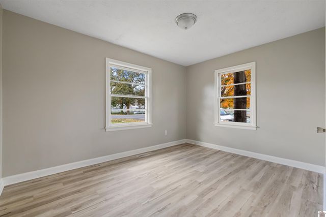 916 N 15th Street, Mayfield, KY 42066