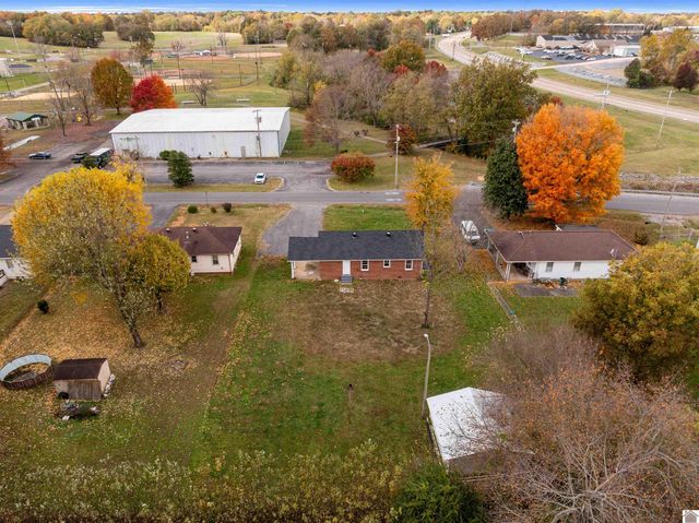 916 N 15th Street, Mayfield, KY 42066