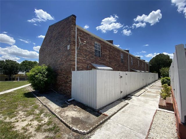 5850 CYPRESS GARDENS BOULEVARD 405, Winter Haven, FL 33884