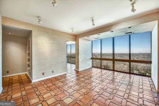 147 15th Street NE 15D, Atlanta, GA 30309