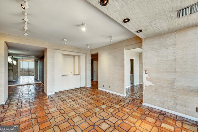 147 15th Street NE 15D, Atlanta, GA 30309