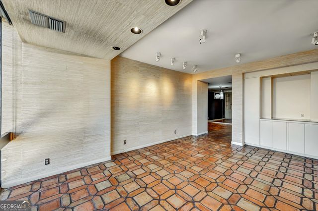 147 15th Street NE 15D, Atlanta, GA 30309