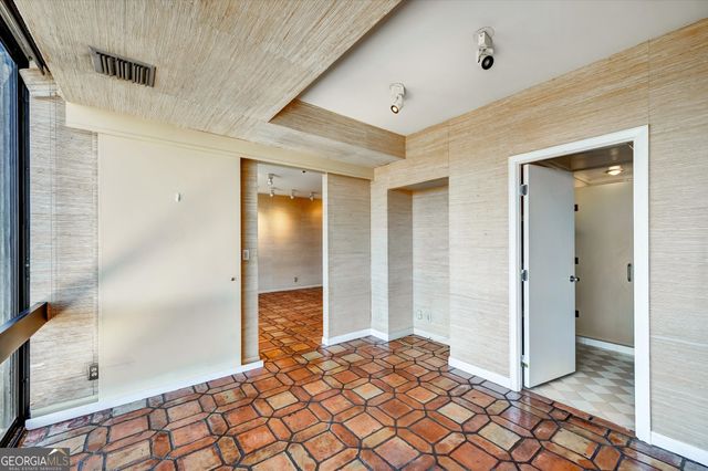 147 15th Street NE 15D, Atlanta, GA 30309