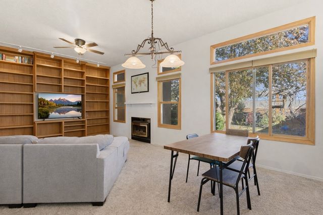 2702 La Silla Dorada, Santa Fe, NM 87505