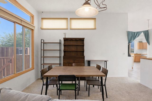 2702 La Silla Dorada, Santa Fe, NM 87505