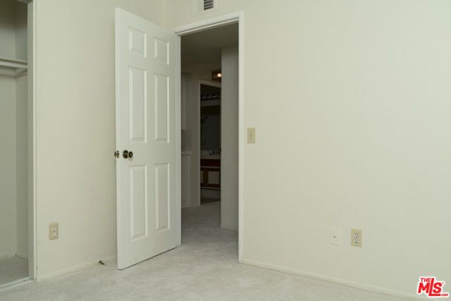 524 Ventura Avenue, Corona, CA 92879