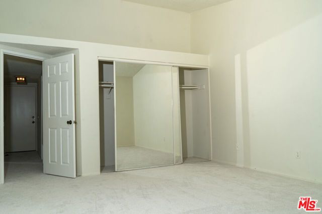524 Ventura Avenue, Corona, CA 92879