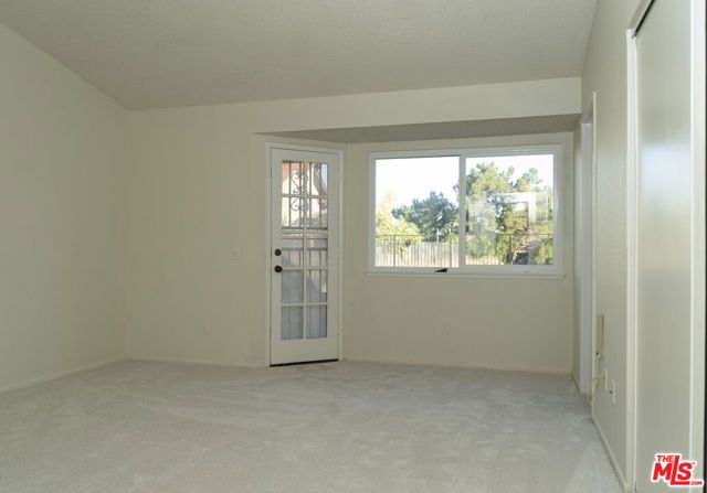 524 Ventura Avenue, Corona, CA 92879