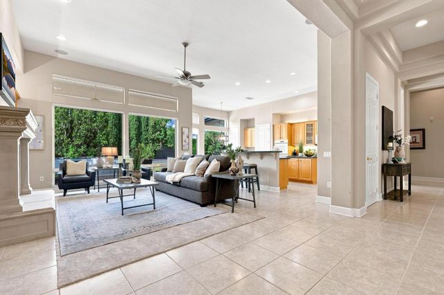 932 Gardner Ct, Lincoln, CA 95648