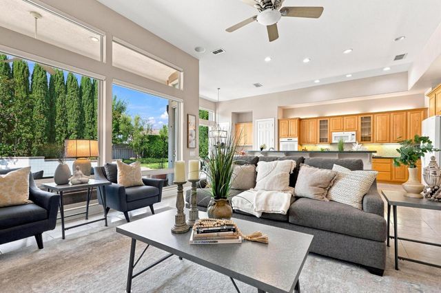 932 Gardner Ct, Lincoln, CA 95648