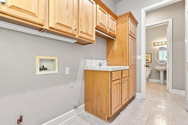 932 Gardner Ct, Lincoln, CA 95648